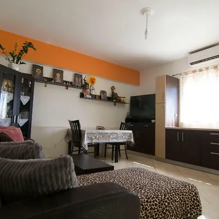 Minas-maria House Holiday home *